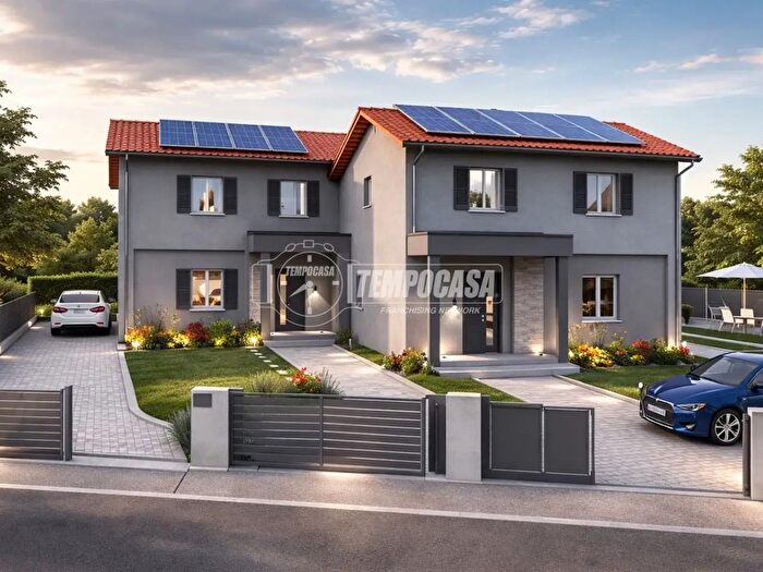 Casa quadrilocale in vendita in Via Roma, Campogalliano