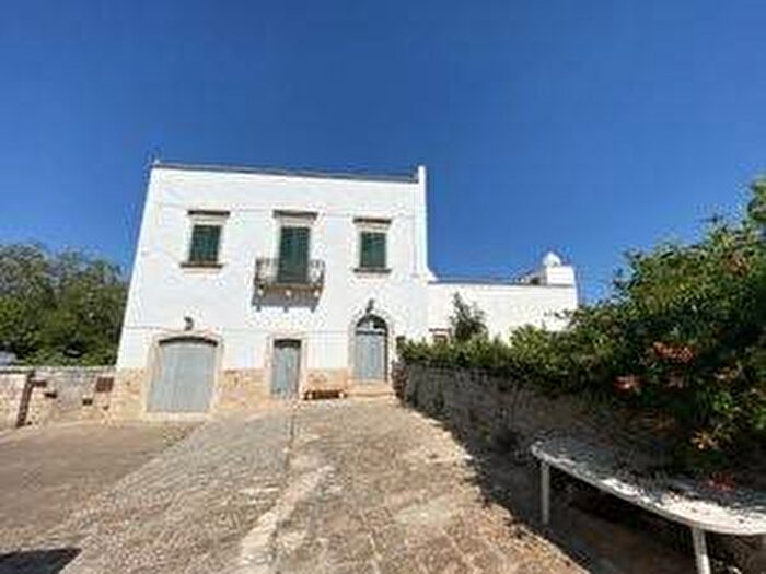 Casa con 6 locali in affitto in Neighbourhood Zona Colucci Zona Guglielmi, Martina Franca