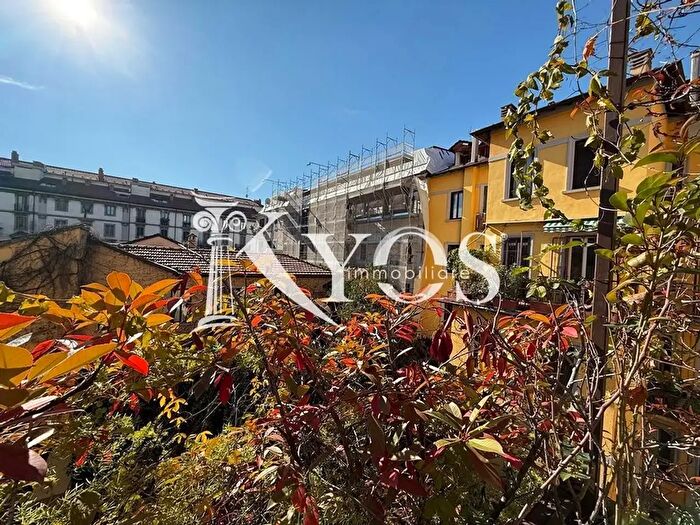 Appartamento trilocale in vendita in Via del Ruzzante, Milano