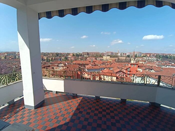 Appartamento con 5 locali in vendita in Via Piero Garelli Mondovi, Mondovi