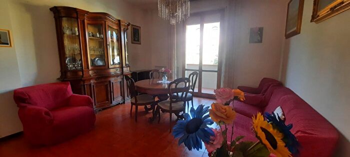 Appartamento con 6 locali in vendita in Santa Croce SullArno