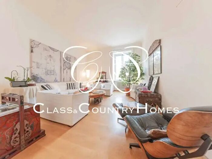 Appartamento con 6 locali in vendita in Via Alberico II, Roma