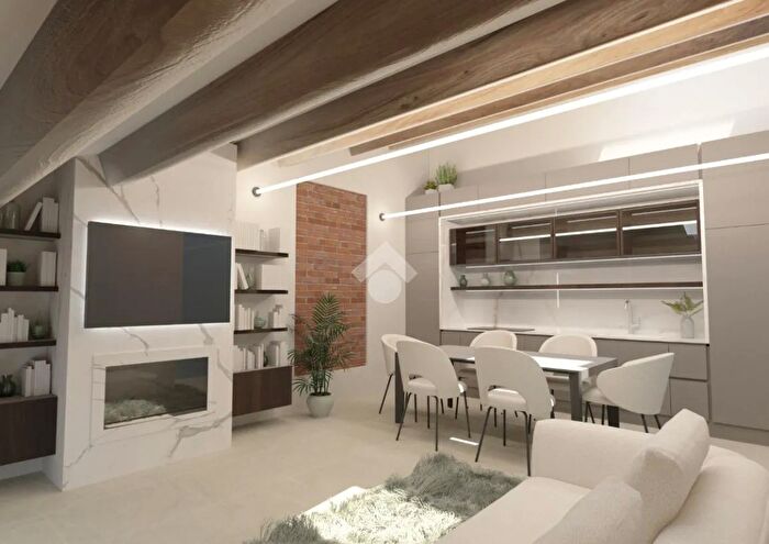 Appartamento bilocale in vendita in Via Ravegnana, Forli