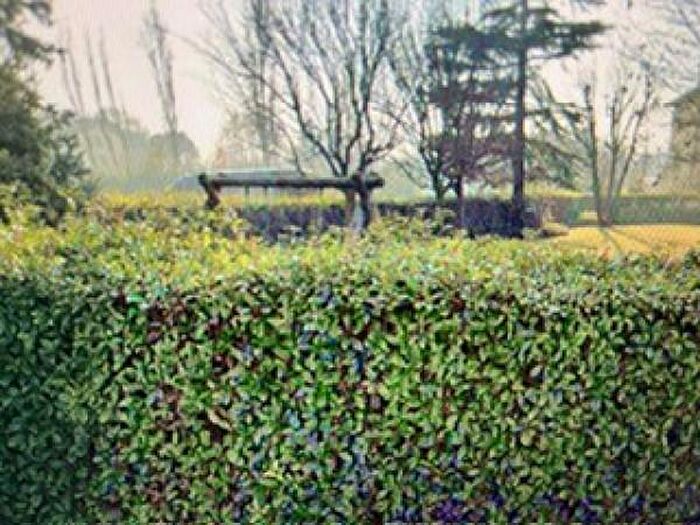 Appartamento trilocale in vendita in Via Ghiarda, Reggio Emilia