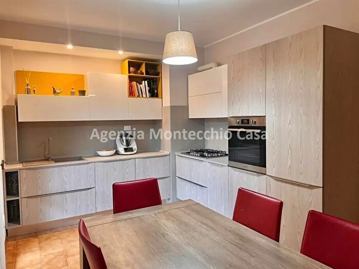 Appartamento con 6 locali in vendita in Via Evangelista Torricelli, Vallefoglia
