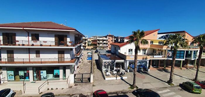 Appartamento quadrilocale in vendita in Via San Francesco dAssisi, CoriglianoRossano