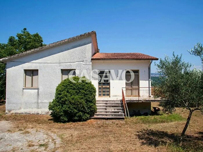 Casa quadrilocale in vendita in Contrada Esca Saudone, Taurasi