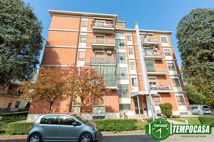 Appartamento trilocale in vendita in Via Edmondo De Amicis, Codogno