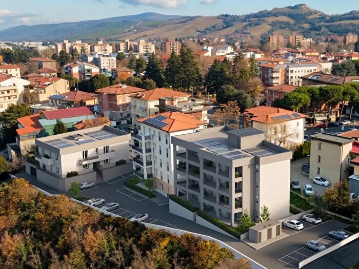 Appartamento trilocale in vendita in Via Nazionale, Pianoro