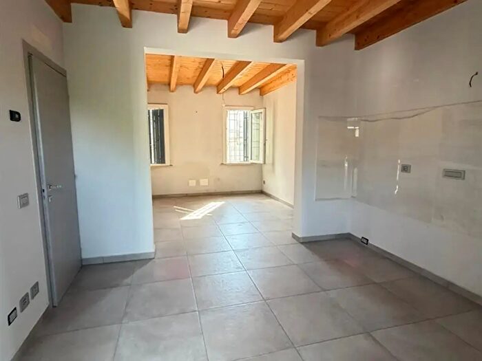 Casa quadrilocale in vendita in Via N Sauro, Quistello