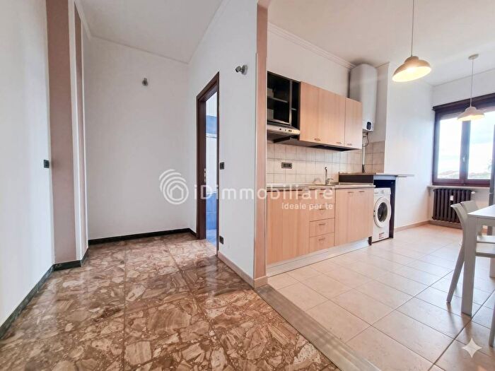 Appartamento bilocale in affitto in Corso Novara, Aurora, Torino