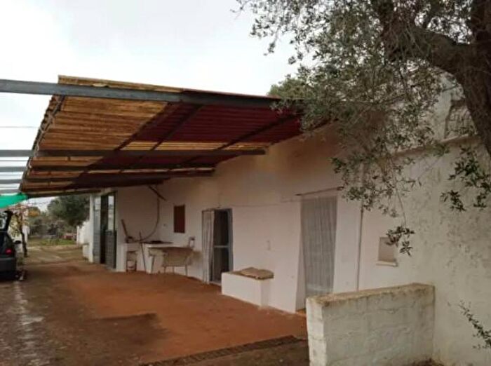 Casa quadrilocale in vendita in Via Dottor Antonio Indiano, Ostuni