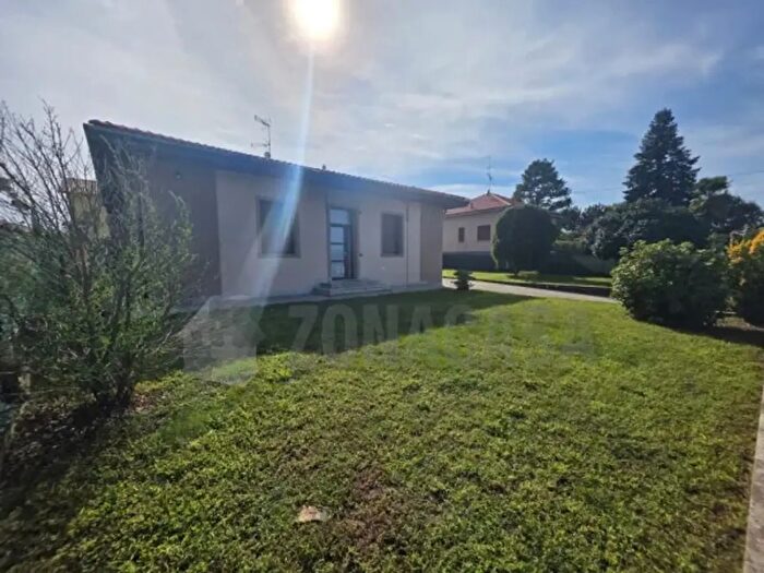 Casa quadrilocale in vendita in Via per Tornavento, Somma Lombardo