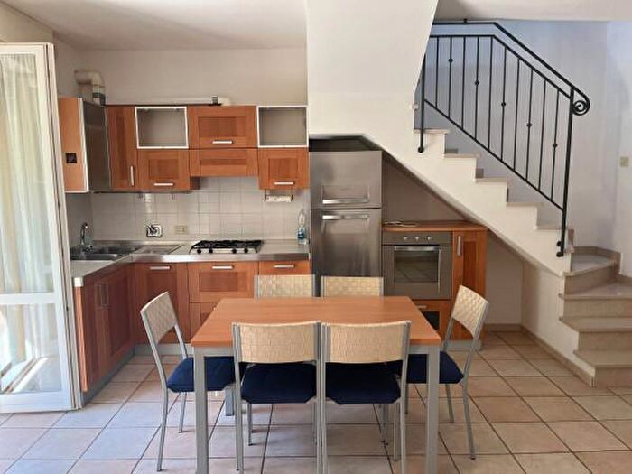 Appartamento con 5 locali in vendita in Via dei Faeti, Urbino