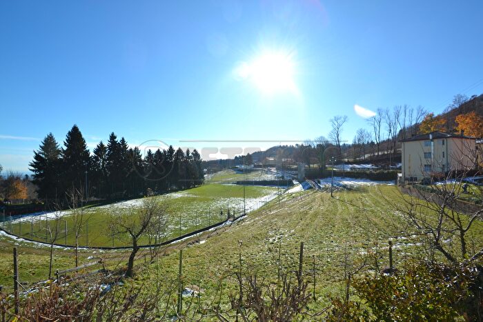 Casa con 6 locali in vendita in Valdagno