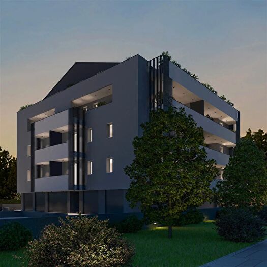 Appartamento con 5 locali in vendita in Treviso, Treviso