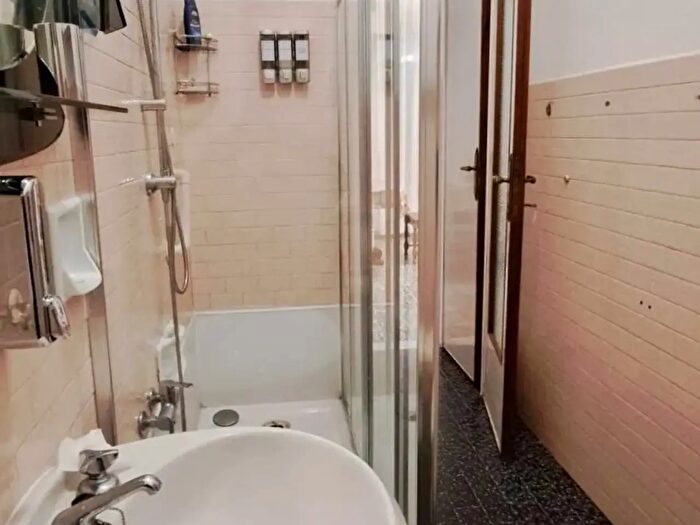 Appartamento con 7 locali in vendita in Paolo Savi, Viareggio