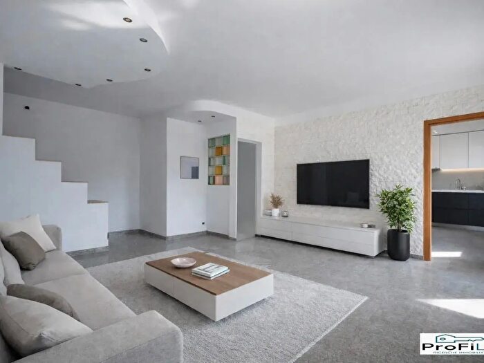 Appartamento trilocale in vendita in Via Rocco Dicillo, Bari