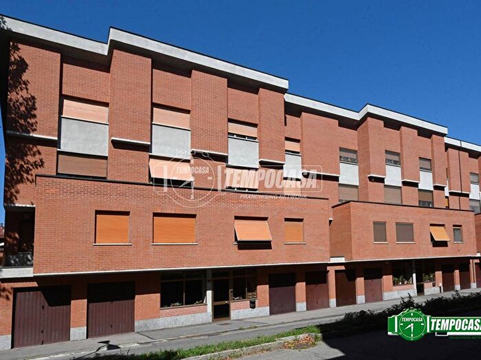 Appartamento con 5 locali in vendita in Via Cesare Pavese, Venaria Reale