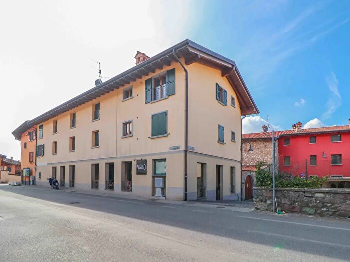 Appartamento bilocale in vendita in Vicolo Aperto, Songavazzo