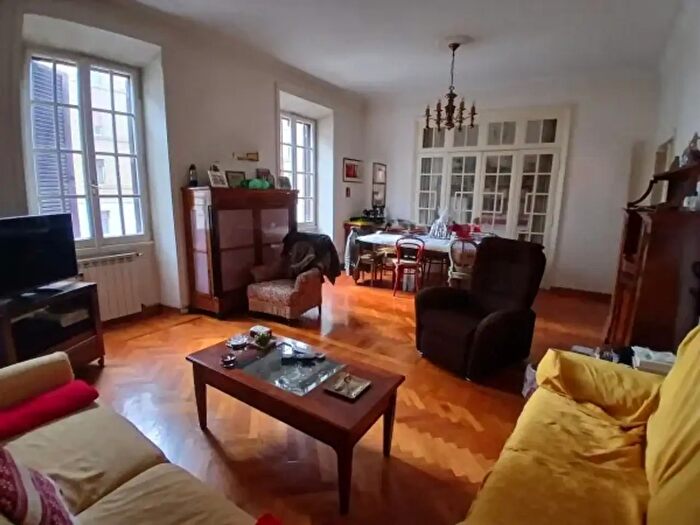 Appartamento con 6 locali in vendita in Roma