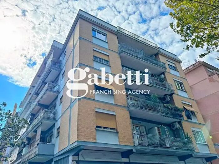 Appartamento quadrilocale in vendita in Via Prenestina, Roma