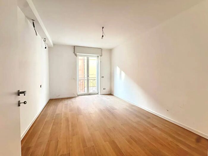 Appartamento trilocale in vendita in Treviglio