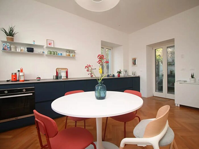 Appartamento trilocale in vendita in Salita San Donato, Como