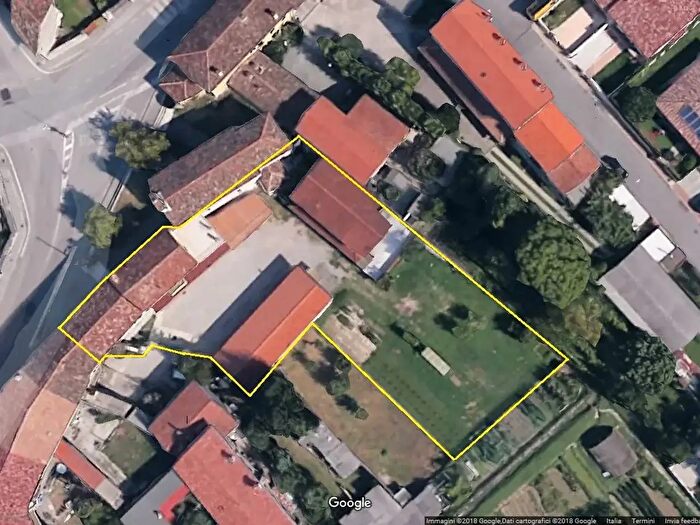 Casa con 10 locali in vendita in Cordenons