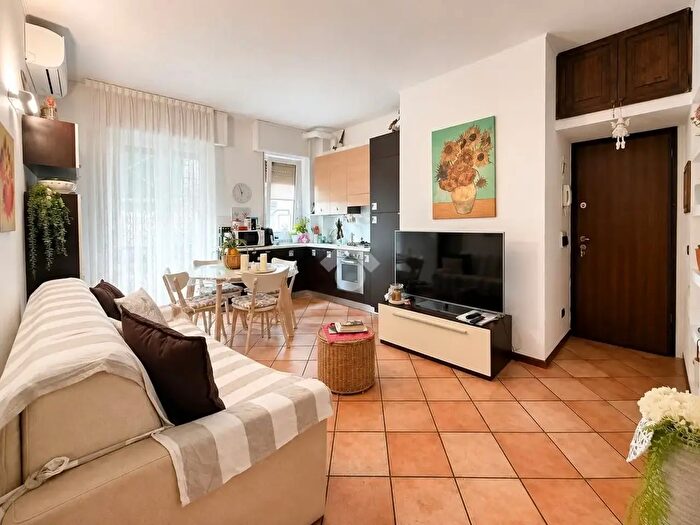 Appartamento bilocale in vendita in Via Giuseppe Garibaldi, Bollate