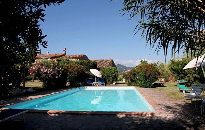 Casa con 11 locali in vendita in Manciano