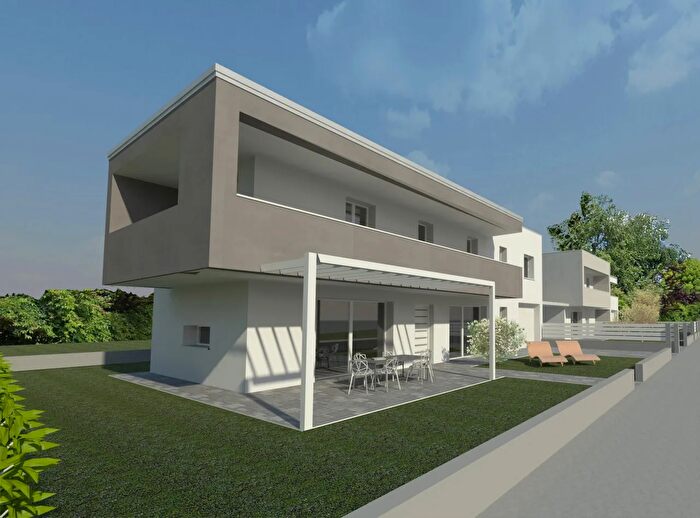 Casa con 5 locali in vendita in Via Roma, Limena