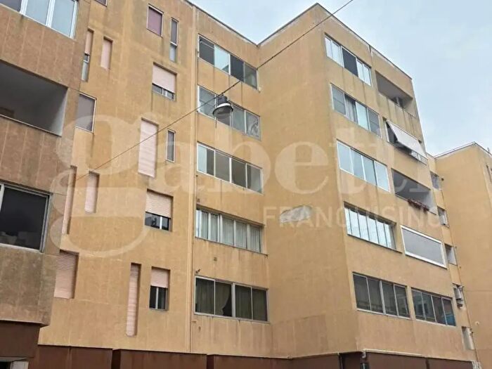Appartamento con 5 locali in vendita in Via Rizzitelli, Barletta