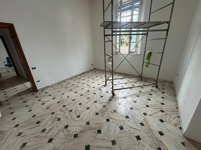 Casa con 6 locali in affitto in Via Emilio Scauro, San Piero, Pisa