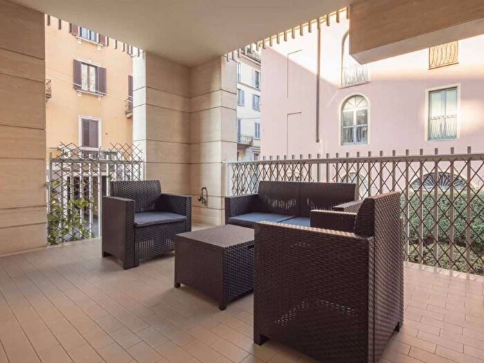 Appartamento bilocale in affitto in Via Lodovico Muratori, Porta Romana Medaglie dOro, Milano