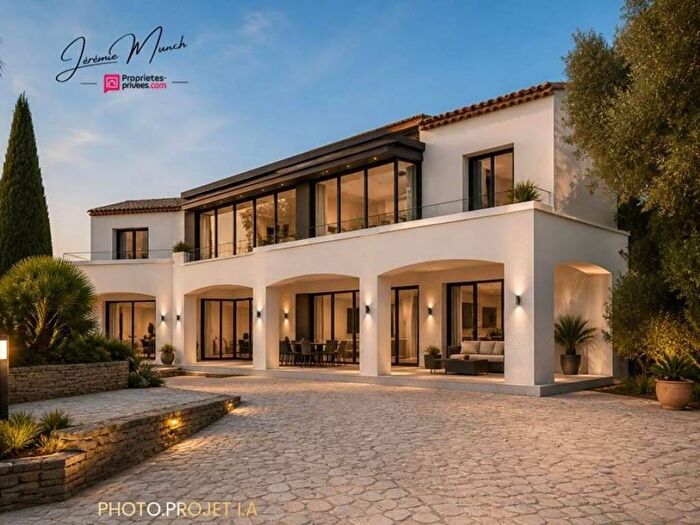 Casa quadrilocale in vendita in SixFourslesPlages