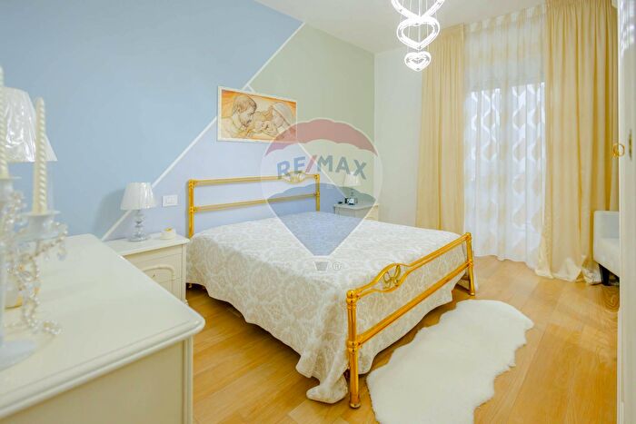 Appartamento trilocale in vendita in Via Carrara, Bitonto