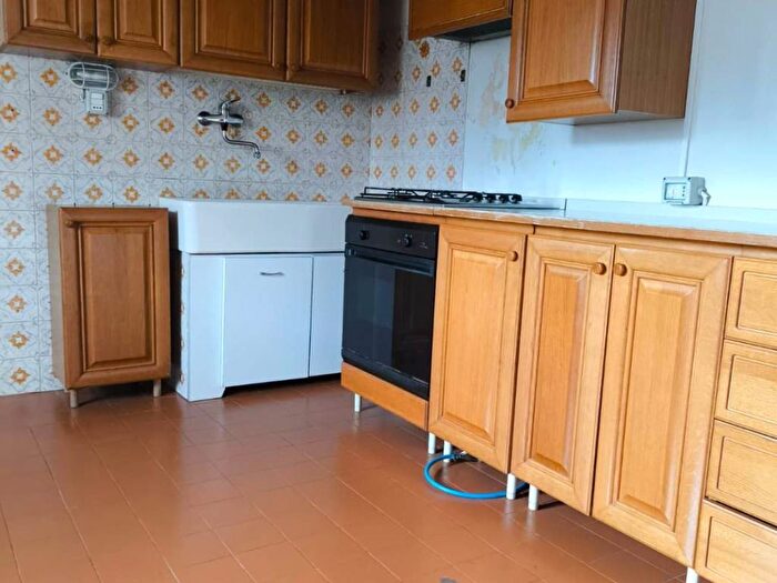 Casa trilocale in affitto in Corso Enotria, Santa Rosalia, Alba