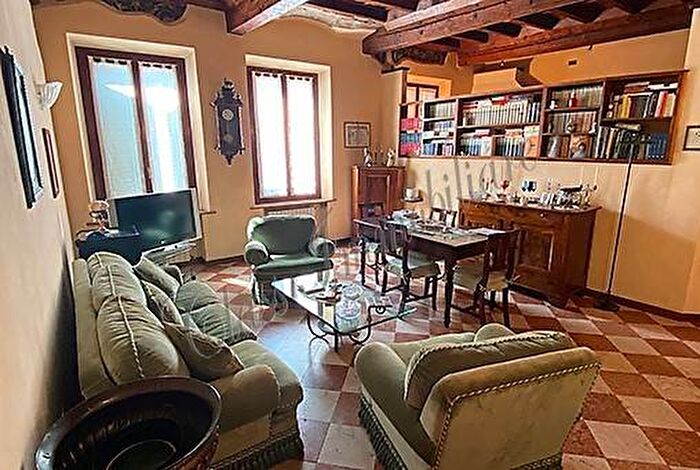 Appartamento quadrilocale in affitto in Corso Giuseppe Garibaldi, Anconetta Gradaro, Mantova