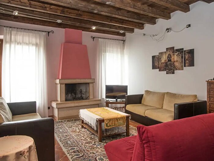 Appartamento trilocale in affitto in Tregnago