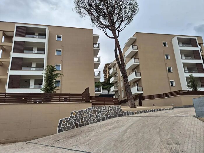 Appartamento in vendita in Via Francesco Bonfiglio, Roma