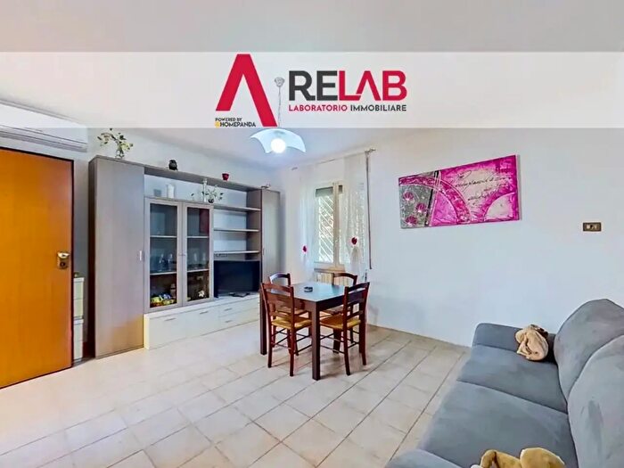 Appartamento trilocale in vendita in Via Pietro Avitabile, Roma