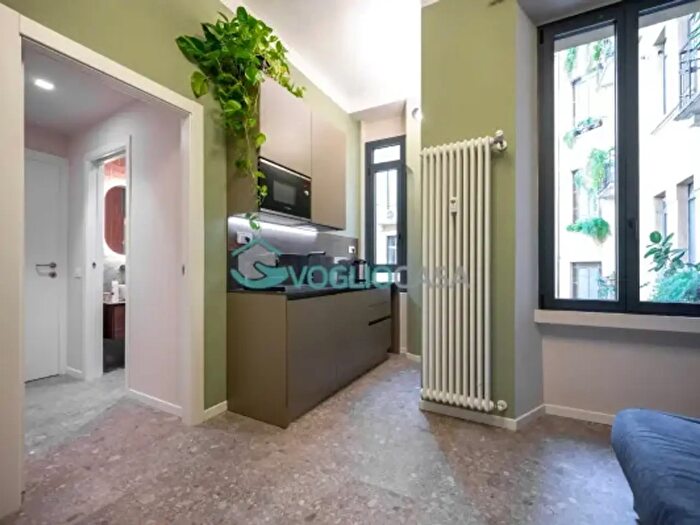 Appartamento bilocale in vendita in Via Vitruvio, Milano