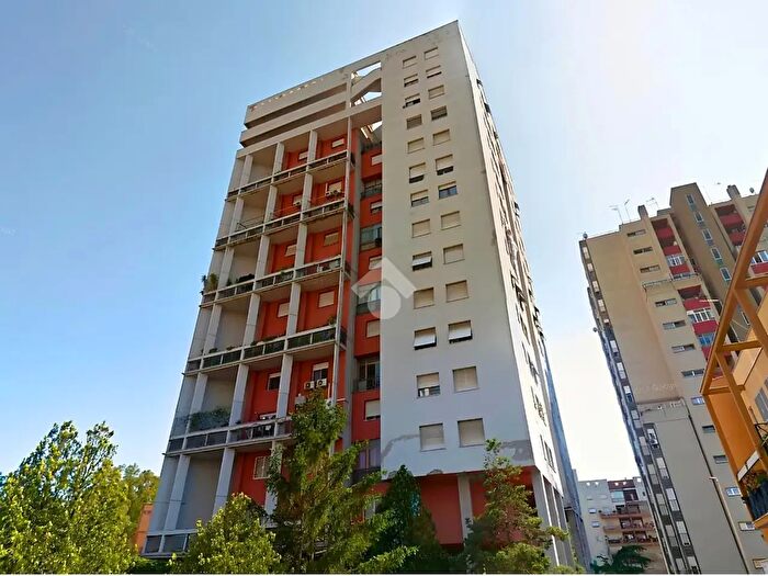 Appartamento quadrilocale in vendita in Via Paolo Buzzi, Roma