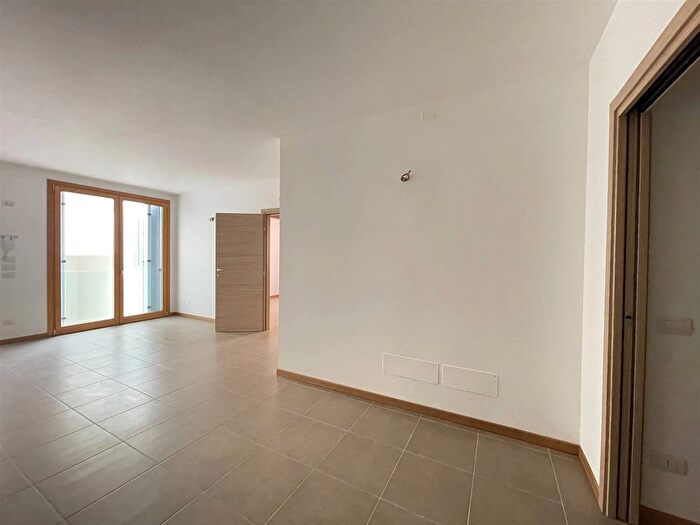 Appartamento trilocale in affitto in Campo Muneghette Chioggia Ve, Chioggia