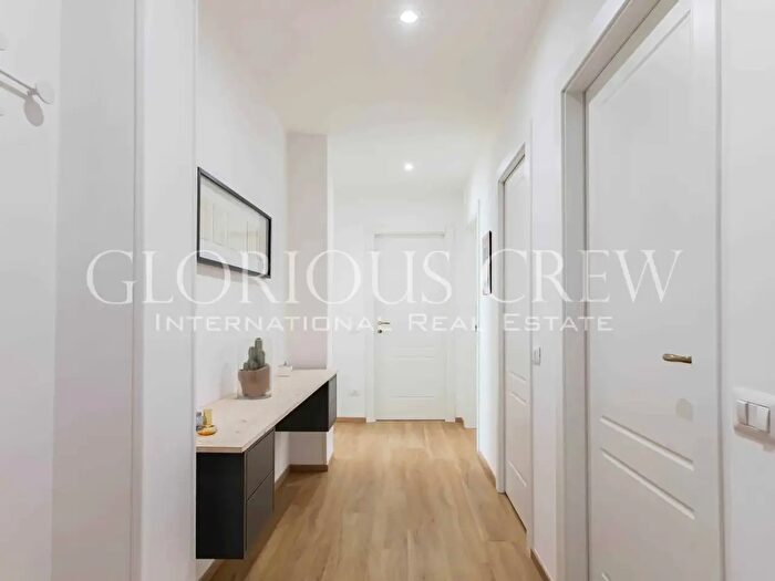 Appartamento trilocale in vendita in Via Brunelleschi, Milano