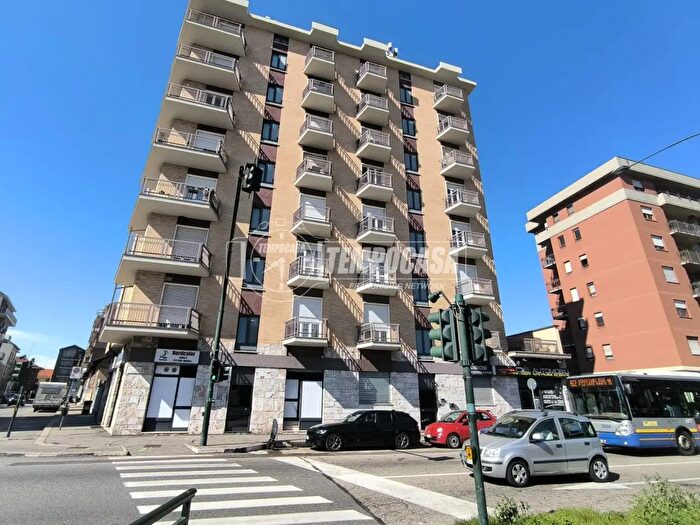 Appartamento bilocale in vendita in Via Pietro Cossa, Torino