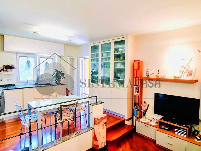 Appartamento quadrilocale in vendita in Piazzale Europa, Recco