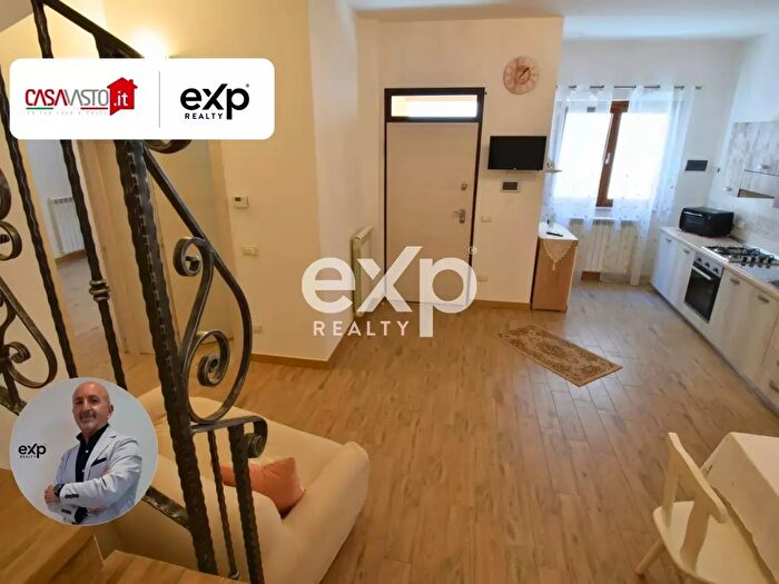 Casa quadrilocale in vendita in Casalbordino