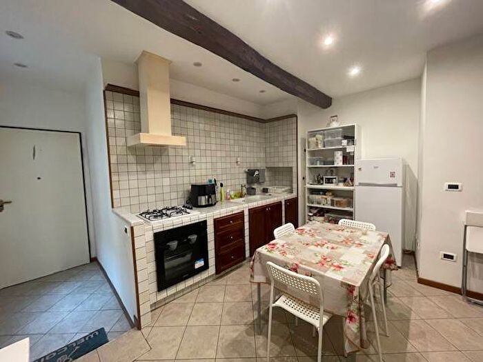 Appartamento trilocale in affitto in Via del Pratello, San Felice, Bologna